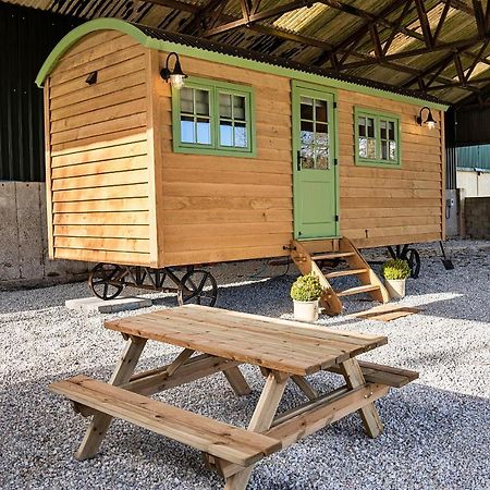 Finest Retreats - The Shepherd'S Hut At Northcombe Farm Beaworthy ภายนอก รูปภาพ